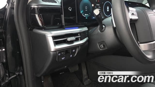 Hyundai Grandeur 2023 — Фото 13/20