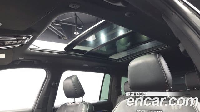 Jeep Grand Cherokee 2022 — ფოტო 18/20