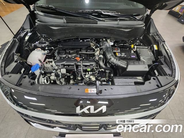 Kia Seltos 2025 — Şəkil 19/20