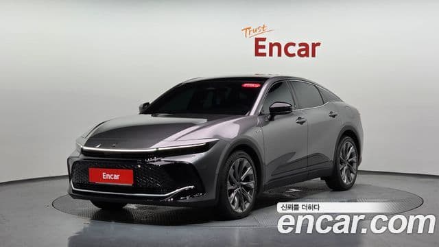Toyota Crown Crossover 2025 — Şəkil 14/33
