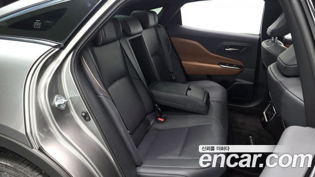 Toyota Crown Crossover 2025 — Şəkil 3/33