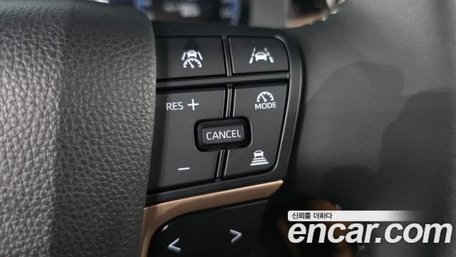 Toyota Crown Crossover 2025 — Şəkil 23/33