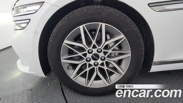 Genesis Electrified G80 2024 — ფოტო 5/20