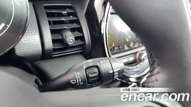 Mini Cooper 2021 — Şəkil 28/33