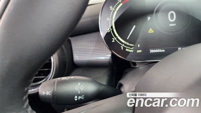 Mini Cooper 2021 — Şəkil 16/33