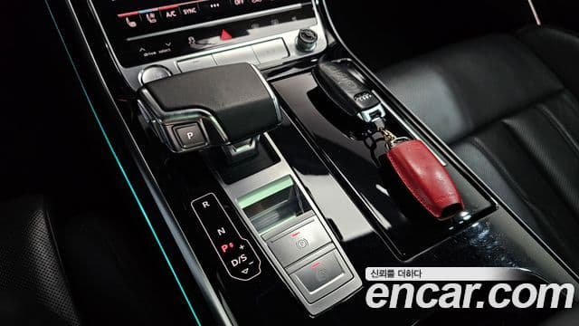 Audi A8 2020 — ფოტო 9/20