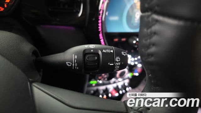 Mini Cooper 2022 — Photo 26/31