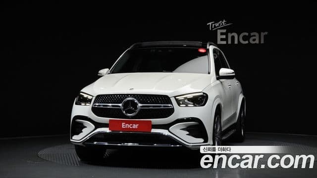 Mercedes-Benz GLE-Class 2023 — ფოტო 2/20