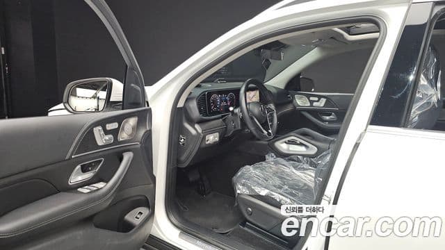 Mercedes-Benz GLE-Class 2023 — ფოტო 9/20