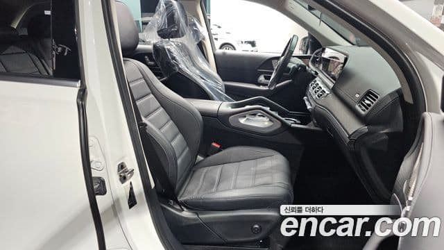Mercedes-Benz GLE-Class 2023 — ფოტო 11/20