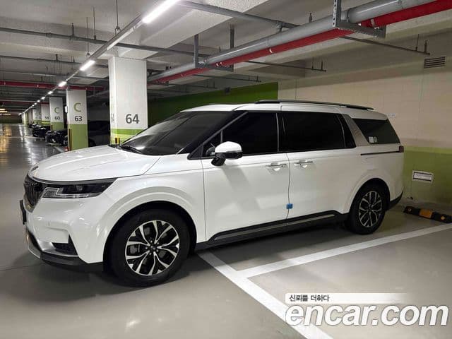 Kia Carnival 2020 — Фото 2/13