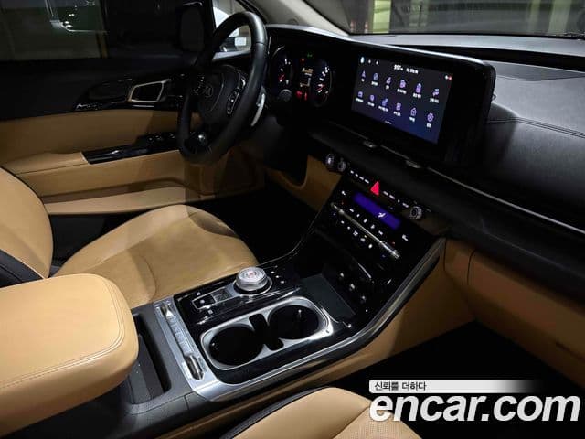 Kia Carnival 2020 — Фото 8/13