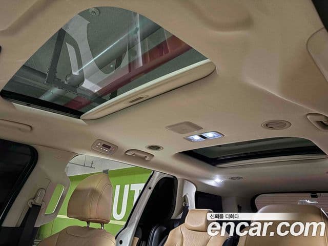 Kia Carnival 2020 — Фото 11/13