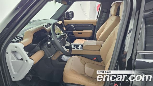 Land Rover Defender 2026 — ფოტო 3/20