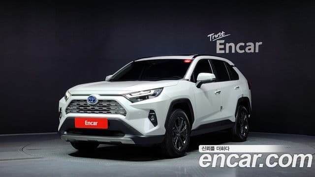 Toyota RAV4 2024 — Şəkil 10/20