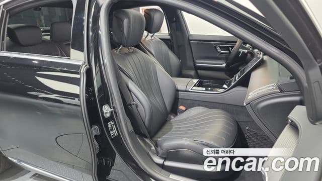 Mercedes-Benz S-Class 2021 — Photo 5/32