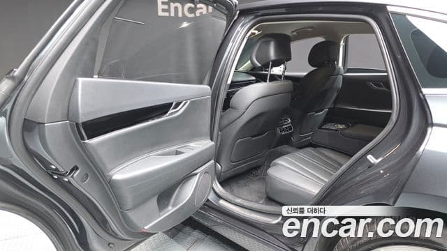 Genesis G80 2021 — ფოტო 19/37