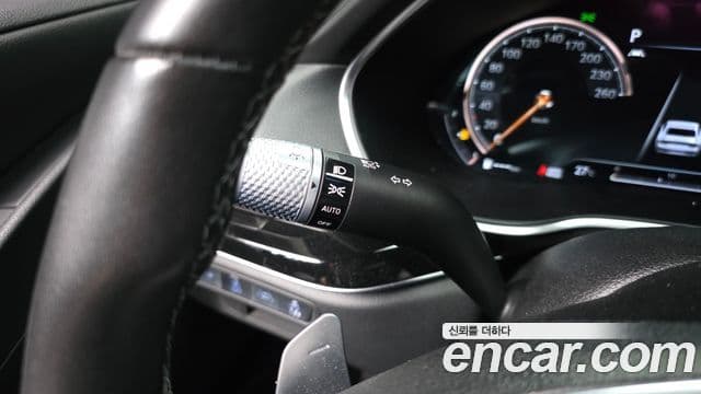 Genesis G80 2021 — ფოტო 32/37