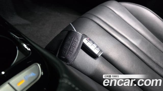 Genesis G80 2021 — ფოტო 27/37