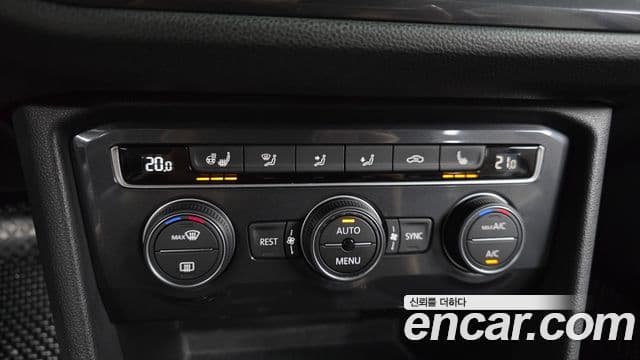 Volkswagen Tiguan Allspace 2020 — Фото 13/20