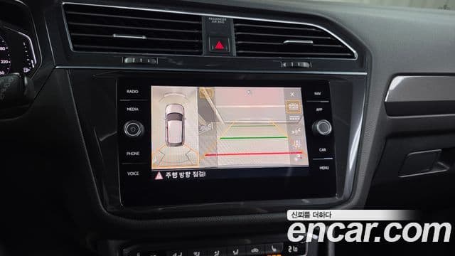 Volkswagen Tiguan Allspace 2020 — Фото 16/20