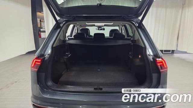 Volkswagen Tiguan Allspace 2020 — Фото 20/20