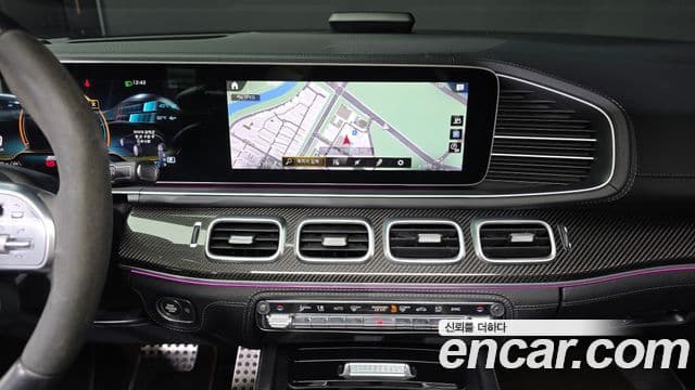 Mercedes-Benz GLE-Class 2022 — Photo 37/39