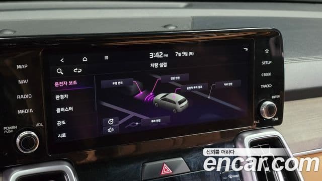 Kia Sorento 2022 — Фото 16/20