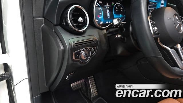 Mercedes-Benz GLC-Class 2020 — ფოტო 13/20
