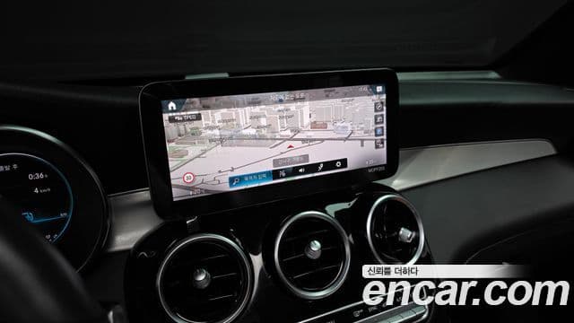 Mercedes-Benz GLC-Class 2020 — ფოტო 15/20