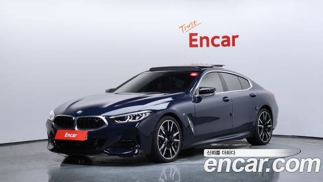 BMW 8 Series 2024 — Photo 10/35
