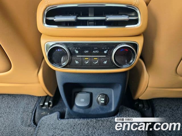Genesis GV80 2022 — Şəkil 12/20