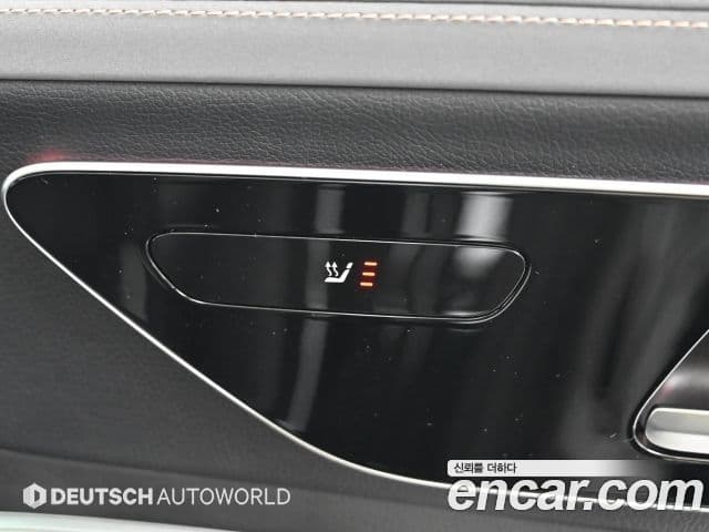 Mercedes-Benz EQE SUV 2023 — ფოტო 12/20