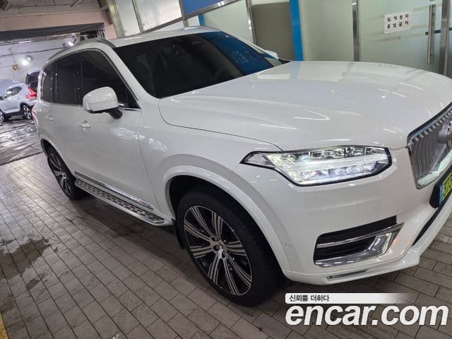 Volvo XC90 2025 — ფოტო 3/12
