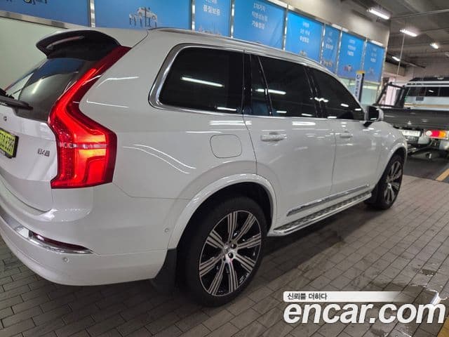 Volvo XC90 2025 — ფოტო 4/12