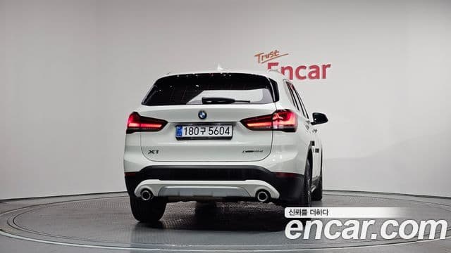 BMW X1 2021 — Şəkil 4/20