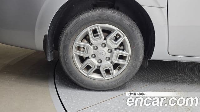 Hyundai Staria 2023 — Şəkil 5/20