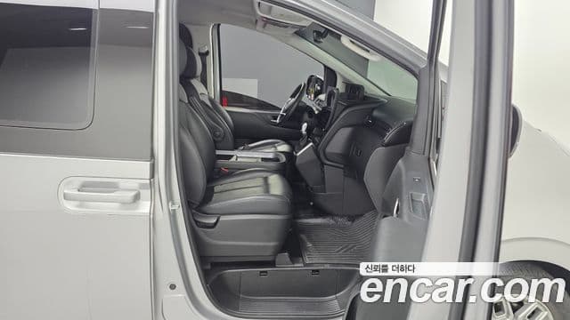 Hyundai Staria 2023 — Şəkil 11/20
