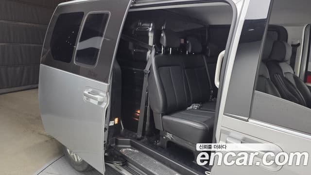 Hyundai Staria 2023 — Şəkil 12/20