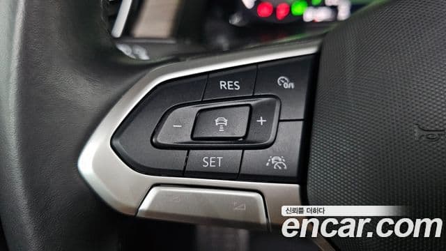 Volkswagen Atlas 2025 — ფოტო 19/20