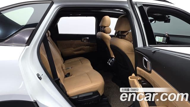 Kia Sorento 2022 — Şəkil 10/20