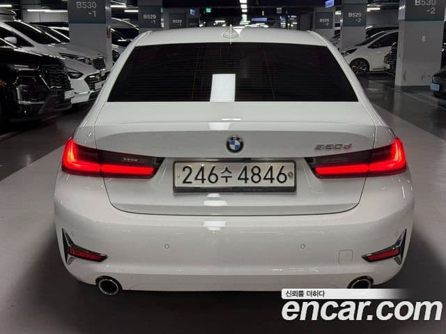 BMW 3 Series 2019 — Şəkil 2/20
