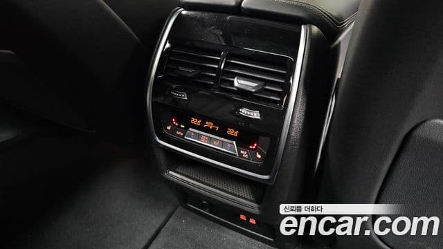 BMW X5 2026 — Photo 24/33