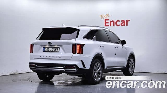 Kia Sorento 2021 — Фото 2/20