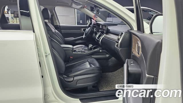 Kia Sorento 2021 — Фото 11/20