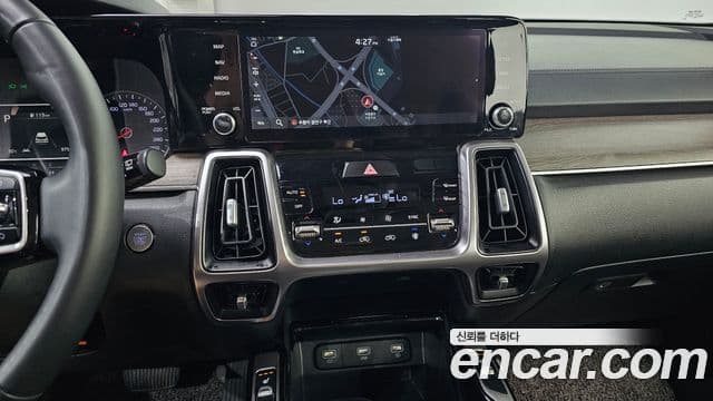 Kia Sorento 2021 — Фото 14/20