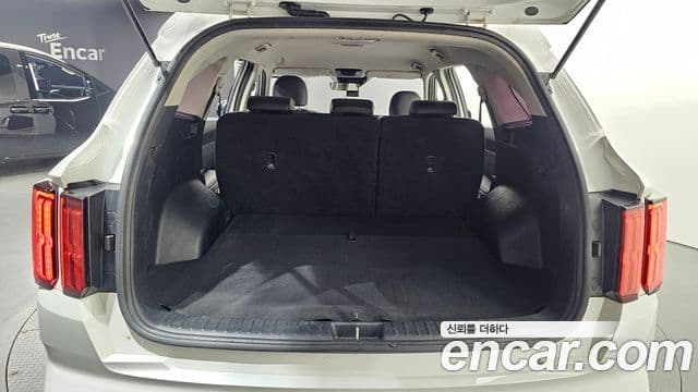 Kia Sorento 2021 — Фото 20/20