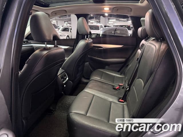 Infiniti QX50 2019 — Şəkil 16/20