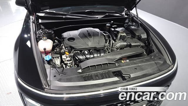 Hyundai Grandeur 2023 — ფოტო 6/20