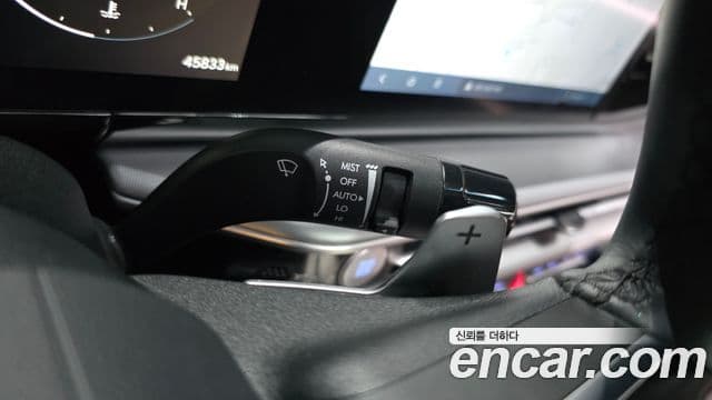 Hyundai Grandeur Hybrid 2023 — Photo 6/35